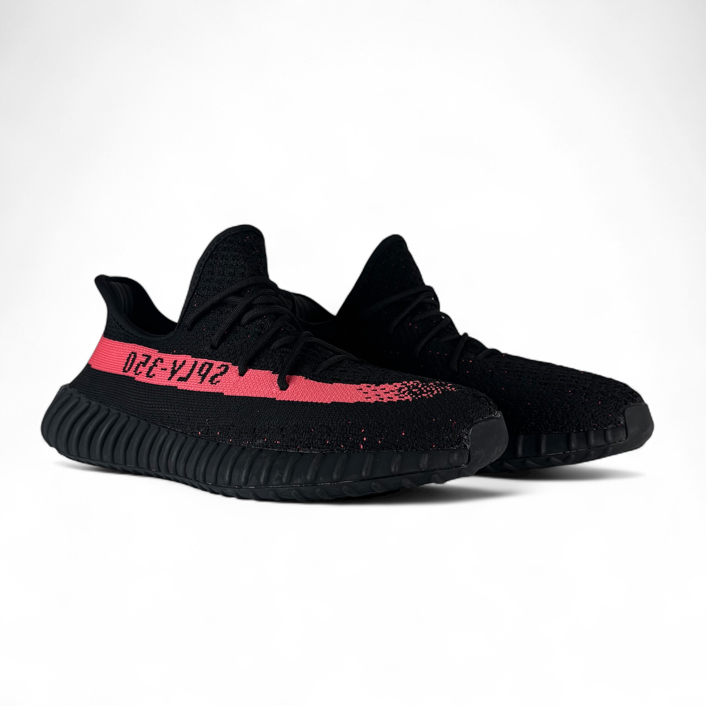 image00072 Yeezy Boost 350 V2 Red - Image 1